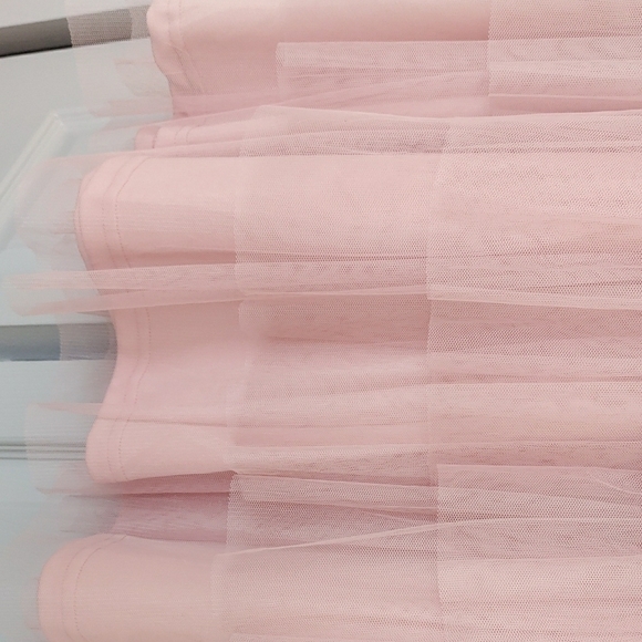 Elegant Pink Layered Tulle Skirt - Picture 3 of 9